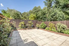 Strawberry Hill Close, Twickenham, TW1 photo 3