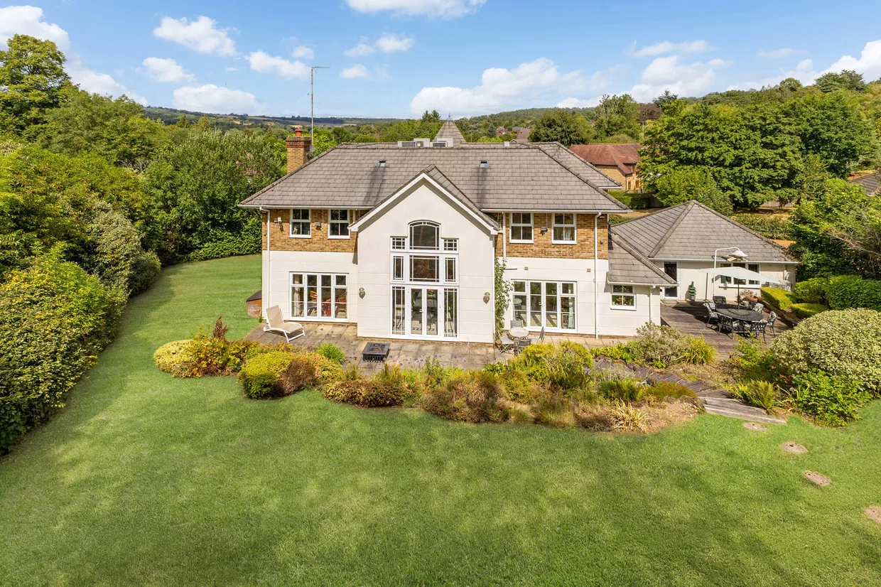 Brassey Hill, Oxted, RH8 photo 3