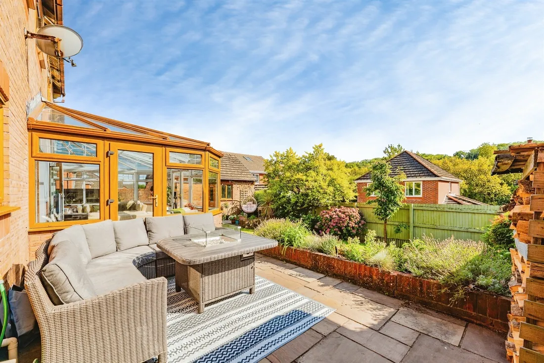 Property photo 33