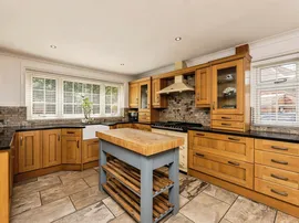 Waggon Lane, Upton, Pontefract thumb 3