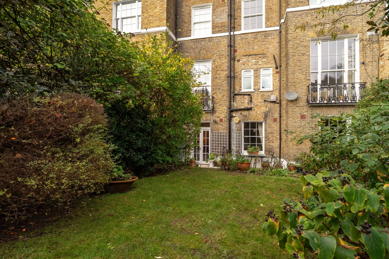 Marlborough Place, London, NW8 photo 31
