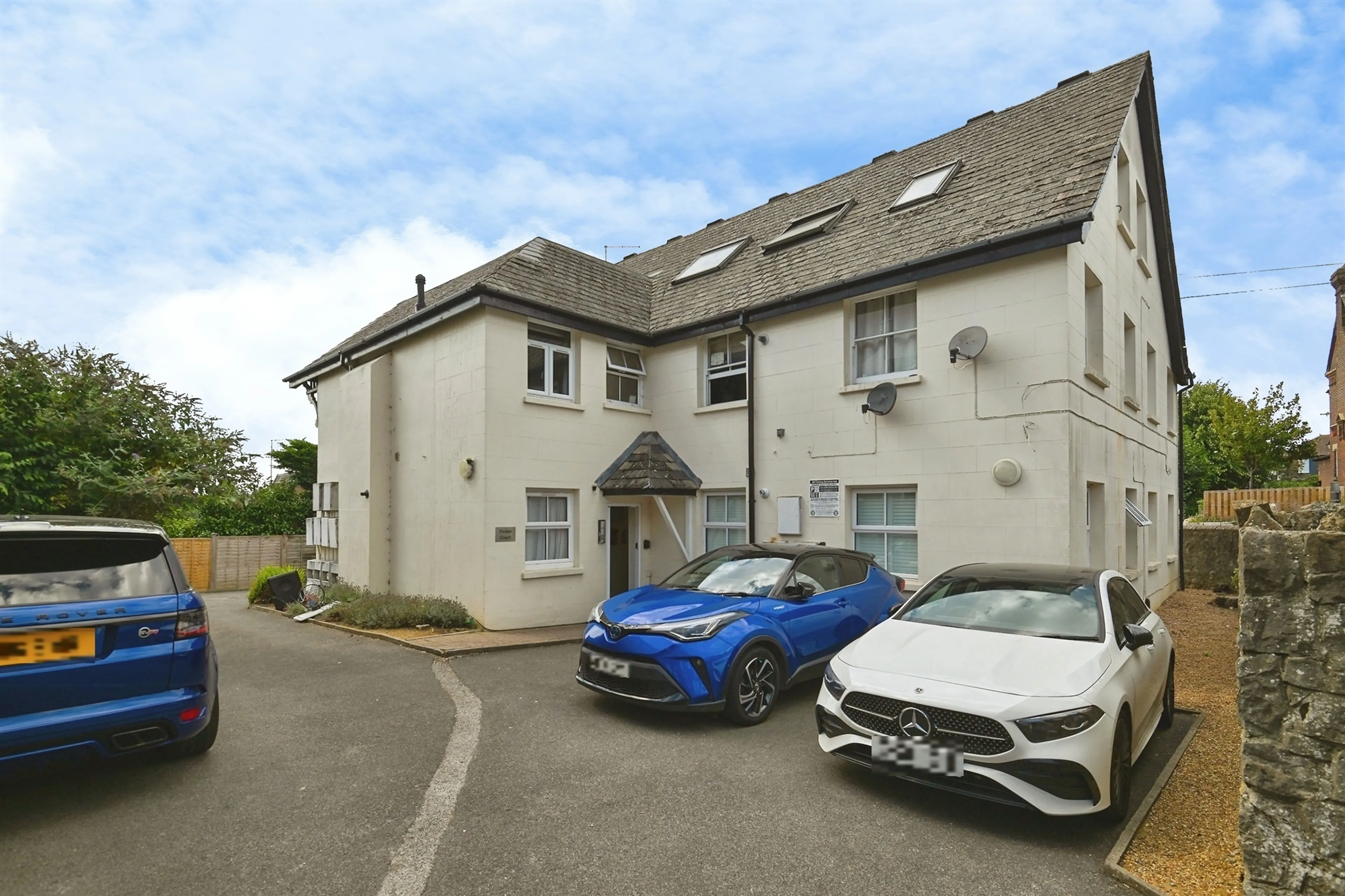 Property photo 0