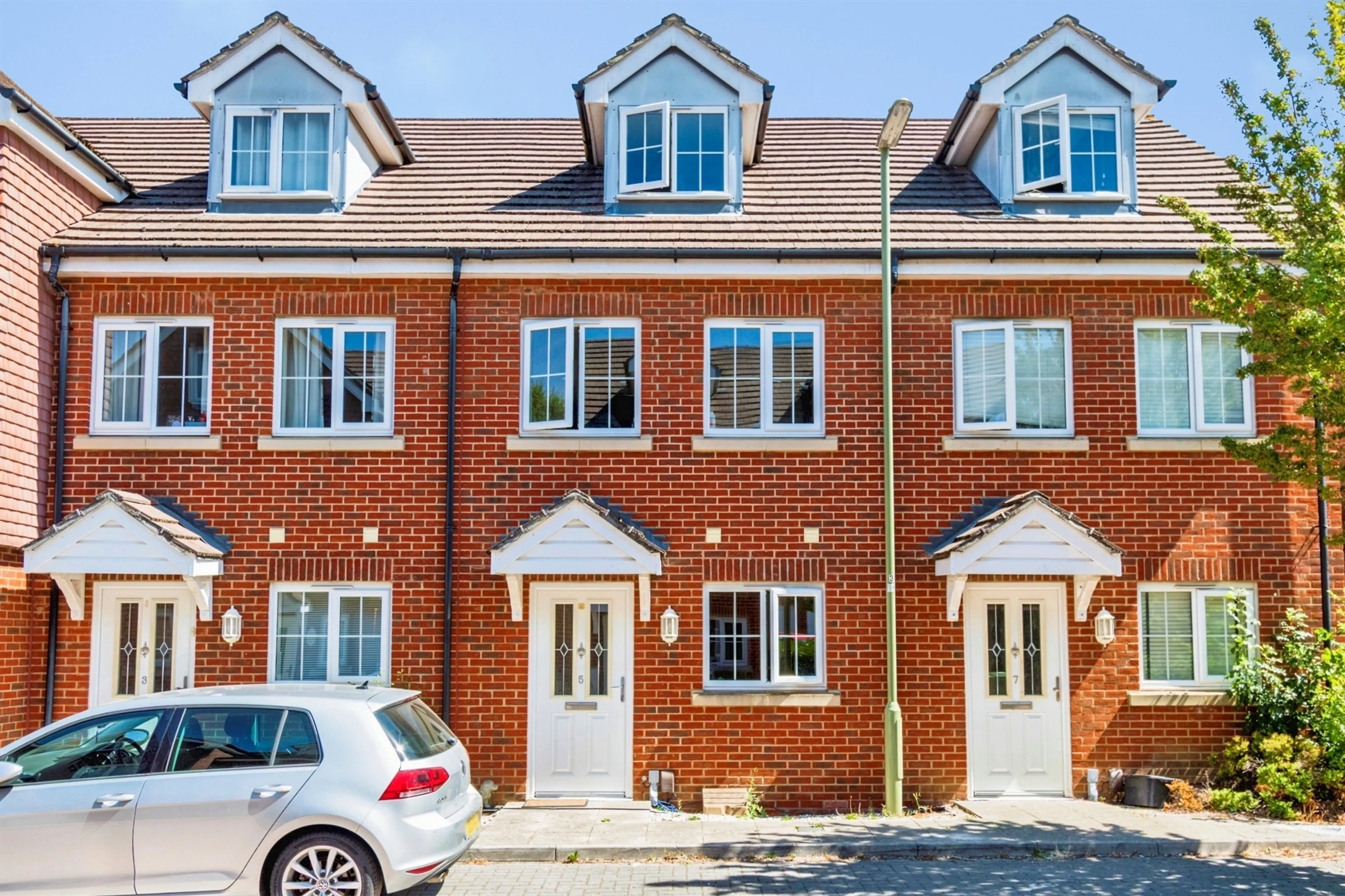 Property photo 0
