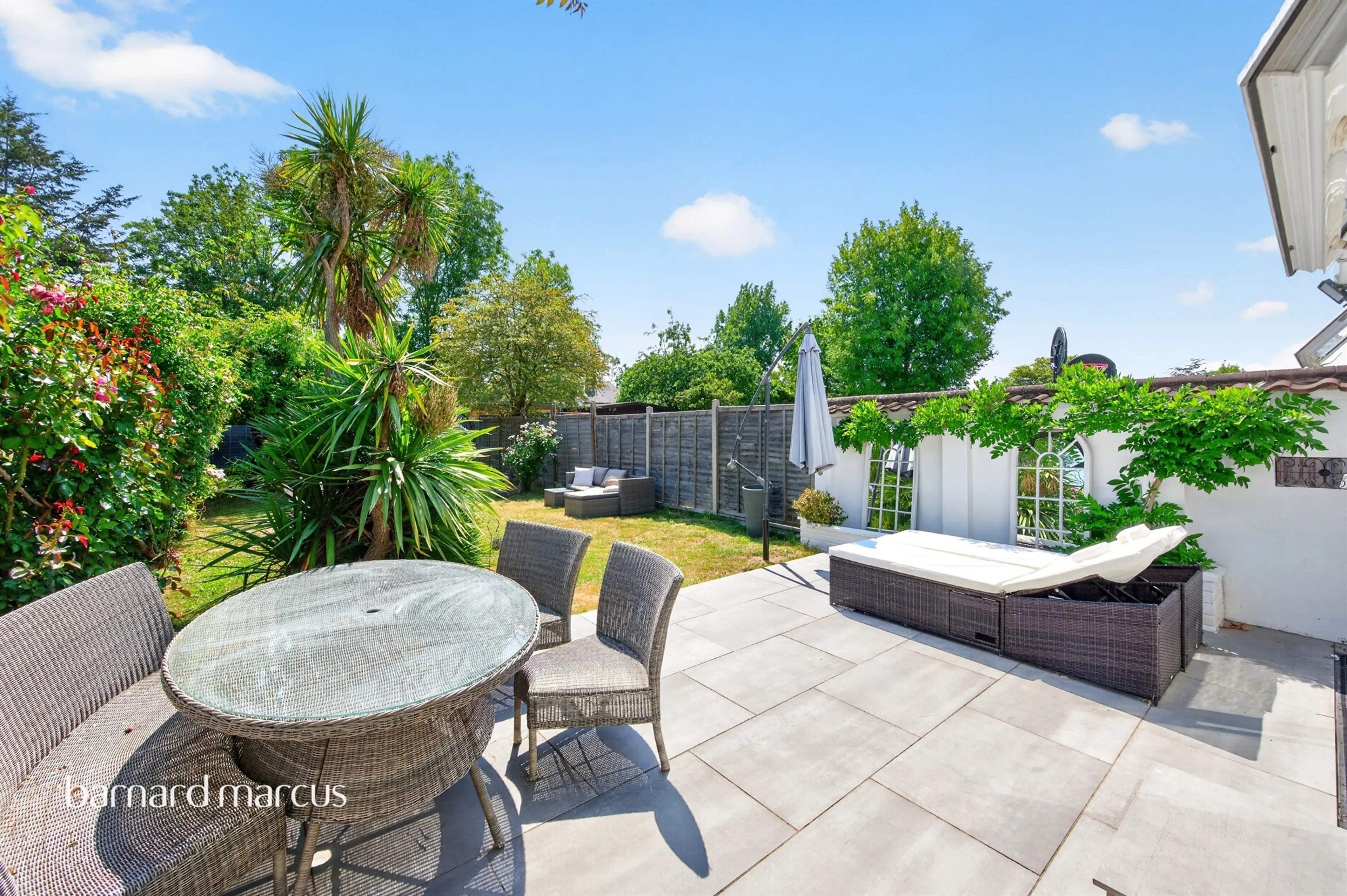 Property at Caldbeck Avenue, Worcester Park