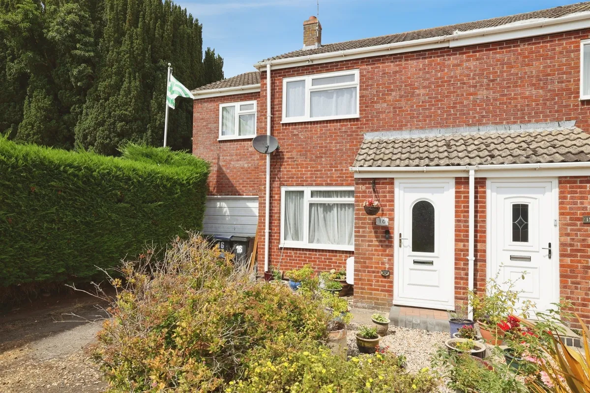 St. Matthews Close, Rowde, Devizes