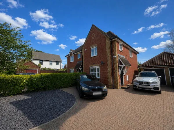 Savoy Close, Langdon Hills, Basildon