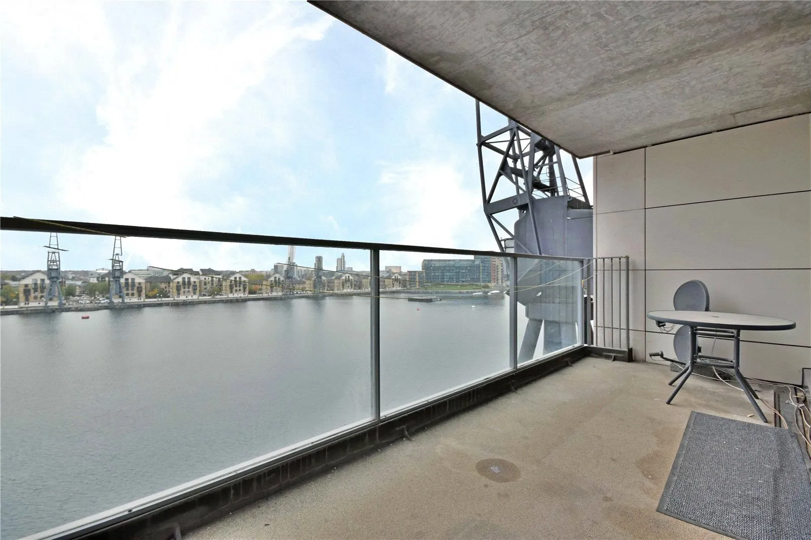 Western Gateway, Silvertown, London, E16