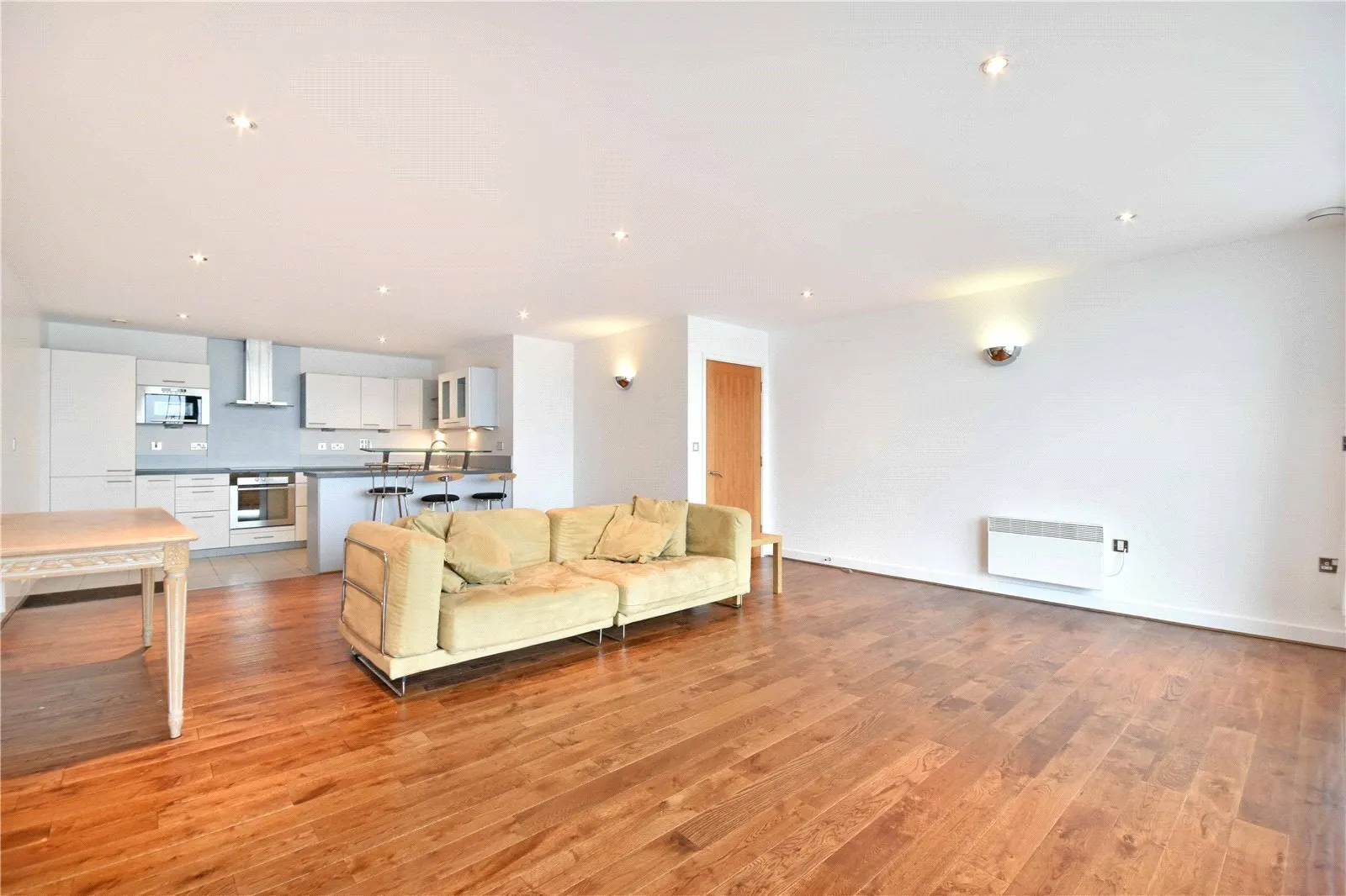 Western Gateway, Silvertown, London, E16