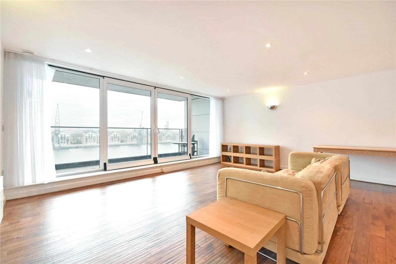 Western Gateway, Silvertown, London, E16