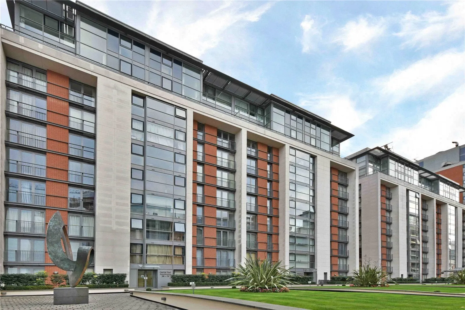Western Gateway, Silvertown, London, E16