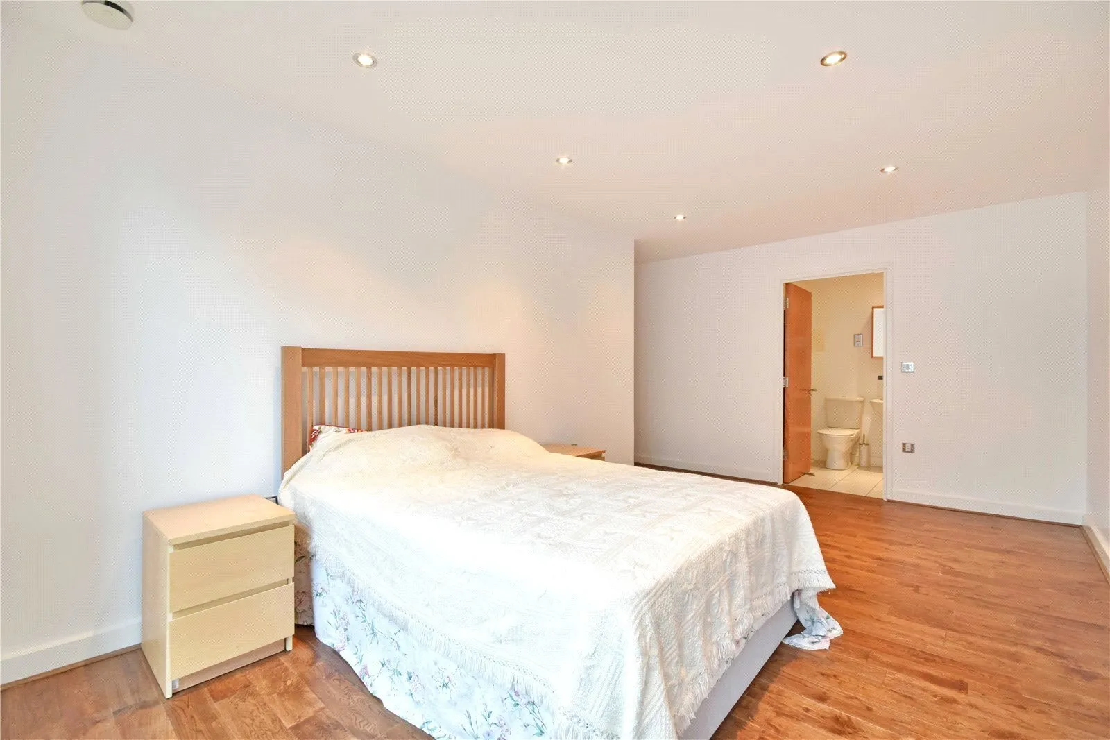 Western Gateway, Silvertown, London, E16