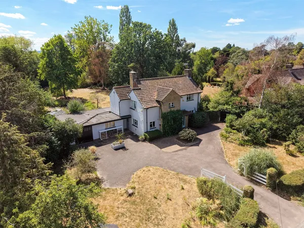Swan Lane, Edenbridge, Kent, TN8