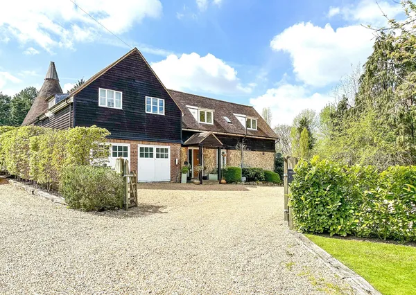 London Road, Westerham, TN16