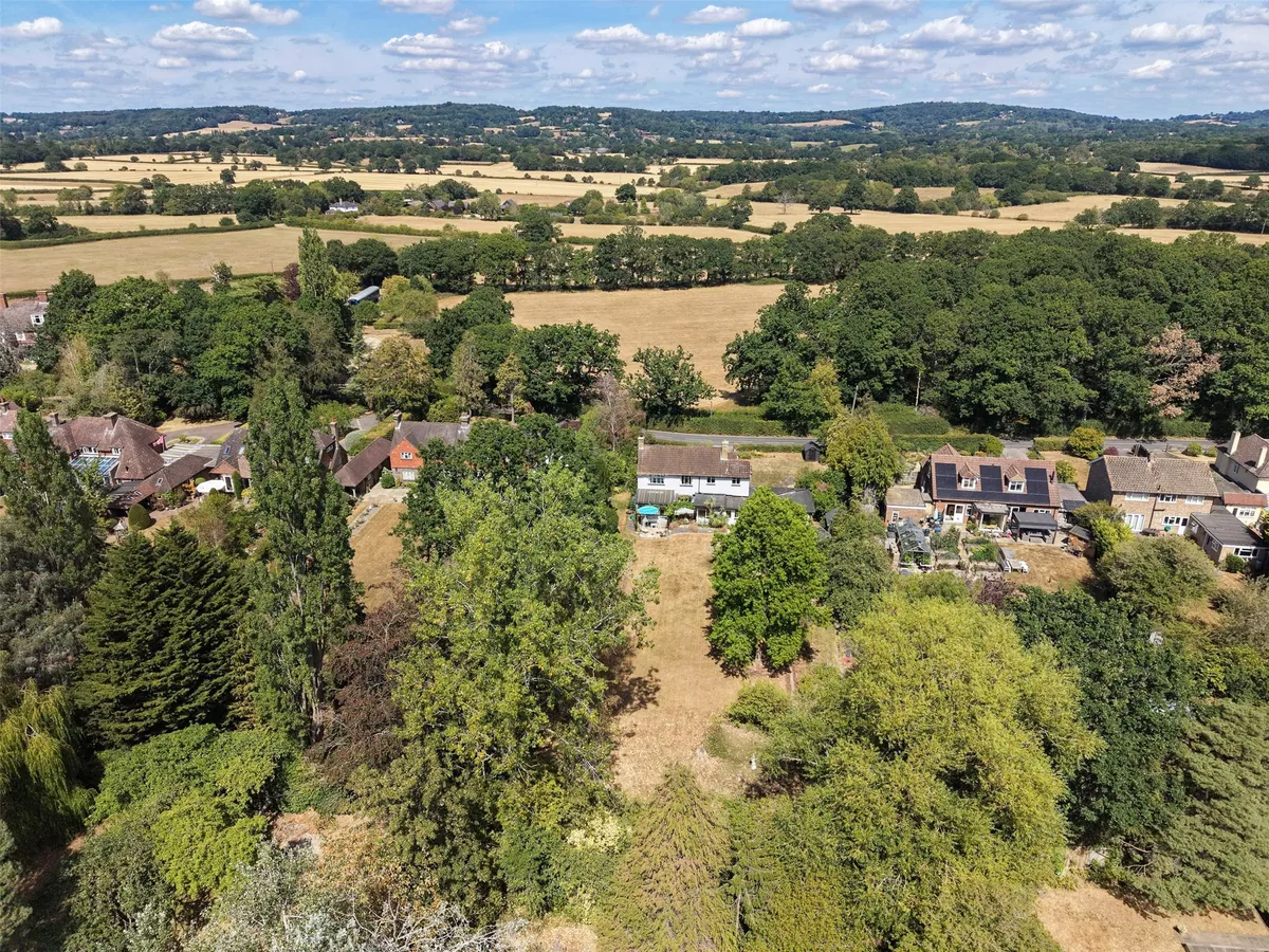 Swan Lane, Edenbridge, Kent, TN8