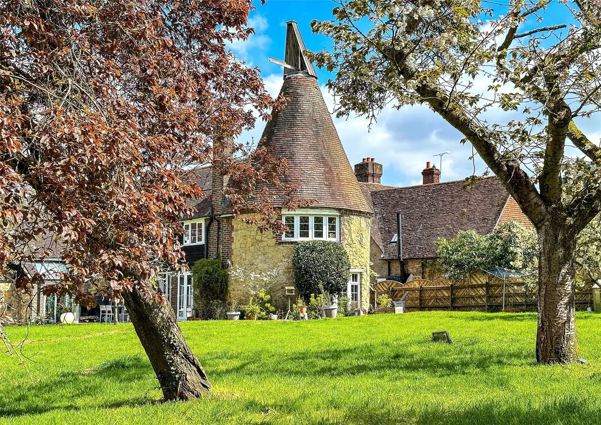 London Road, Westerham, TN16