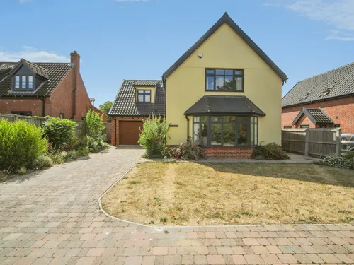 Burston Road, Dickleburgh, Dissphoto