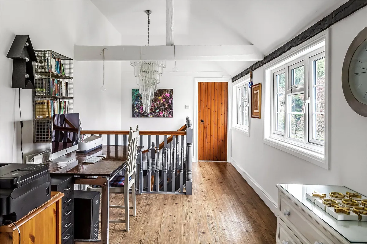 London Road, Westerham, TN16