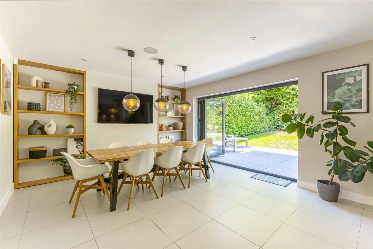 Beaurepaire, Sherborne St John, RG24