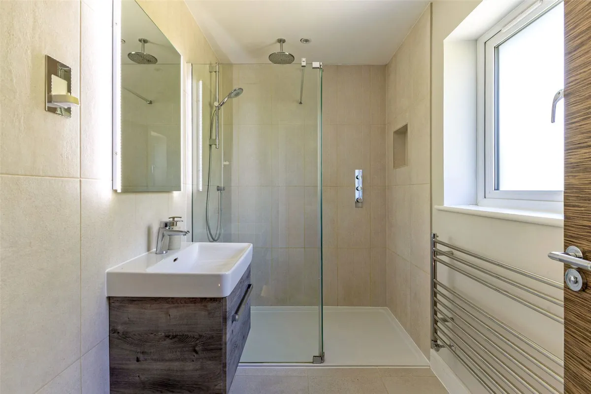 Beaurepaire, Sherborne St John, RG24