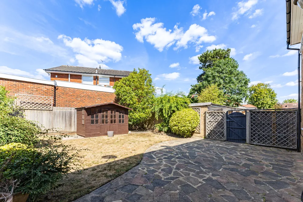 Gleneagles, Stanmore, HA7 photo 11