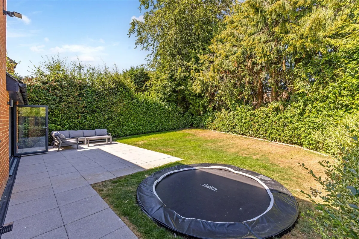 Beaurepaire, Sherborne St John, RG24