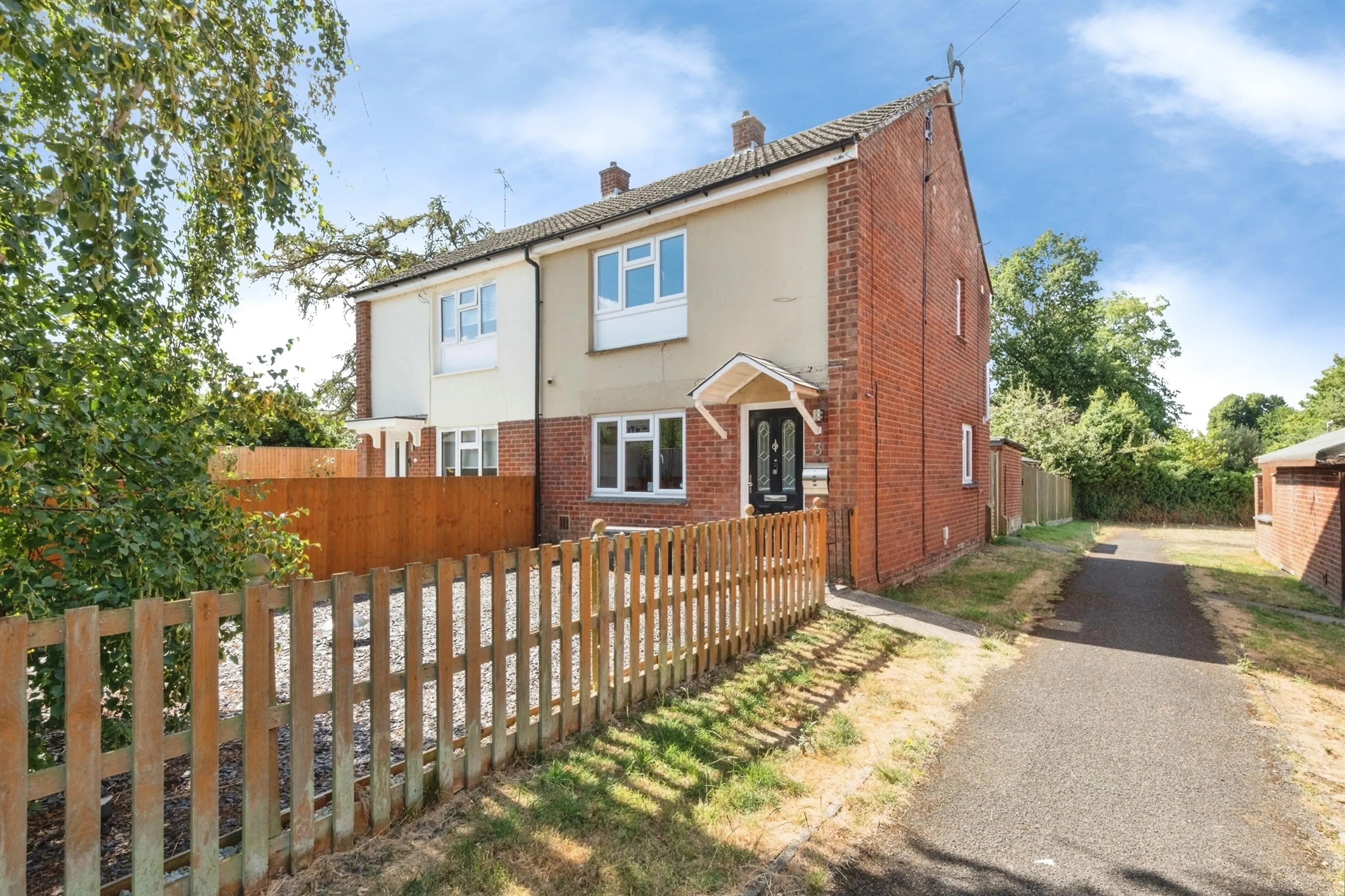 Property photo 0