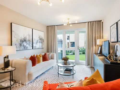 Willowside House, Oaklands Park, Esherphoto