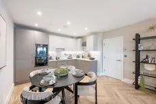 Willowside House, Oaklands Park, Esher