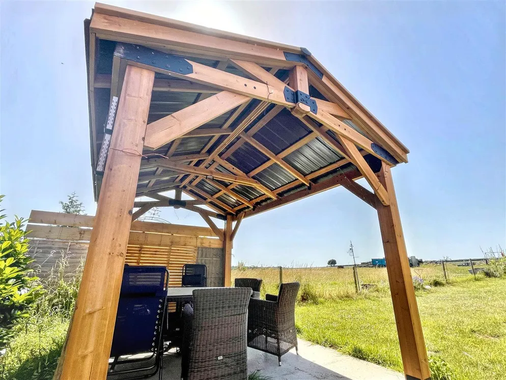 Property carousel item 20