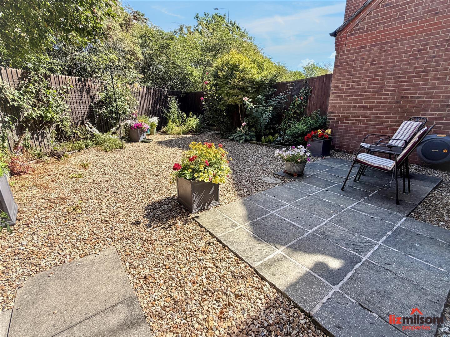 Castle Croft, Castle Gresley, DE11 9HH Image 13