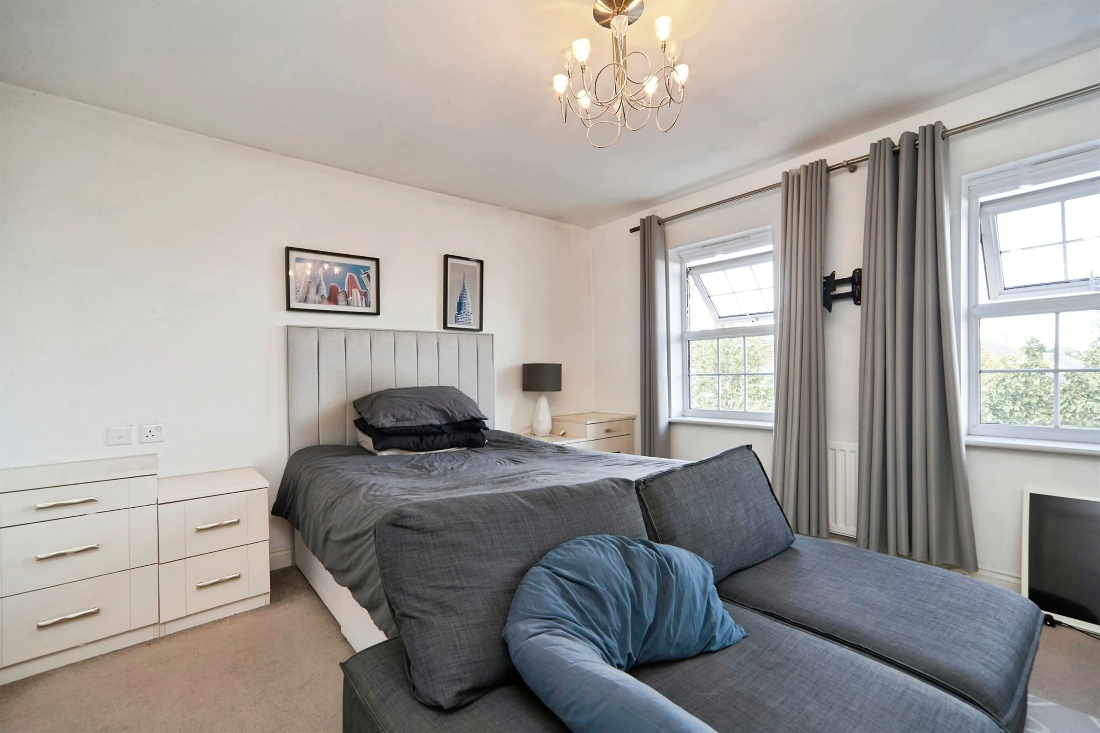 Property at Hill End Crescent, LEEDS