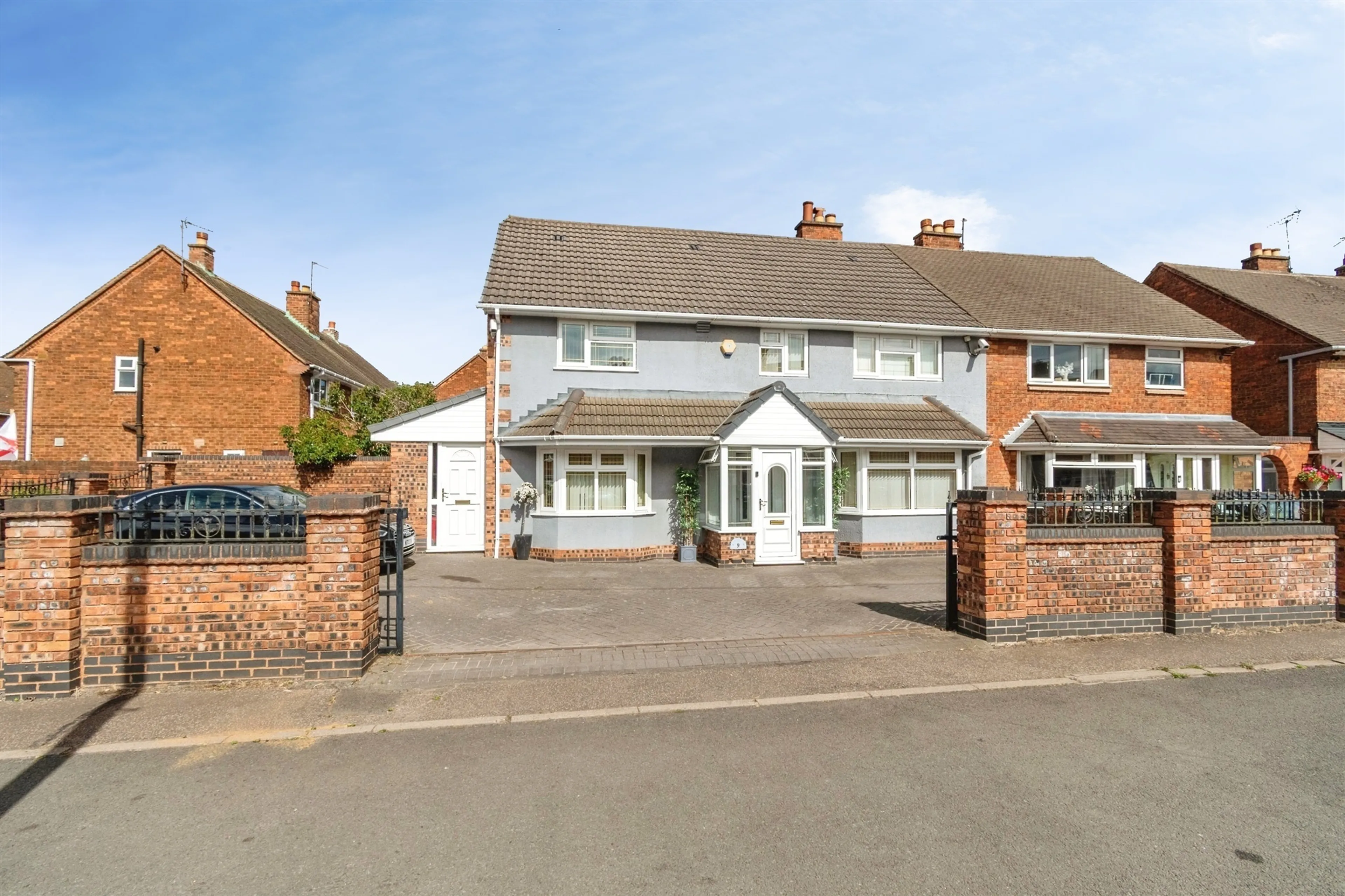 Property photo 0