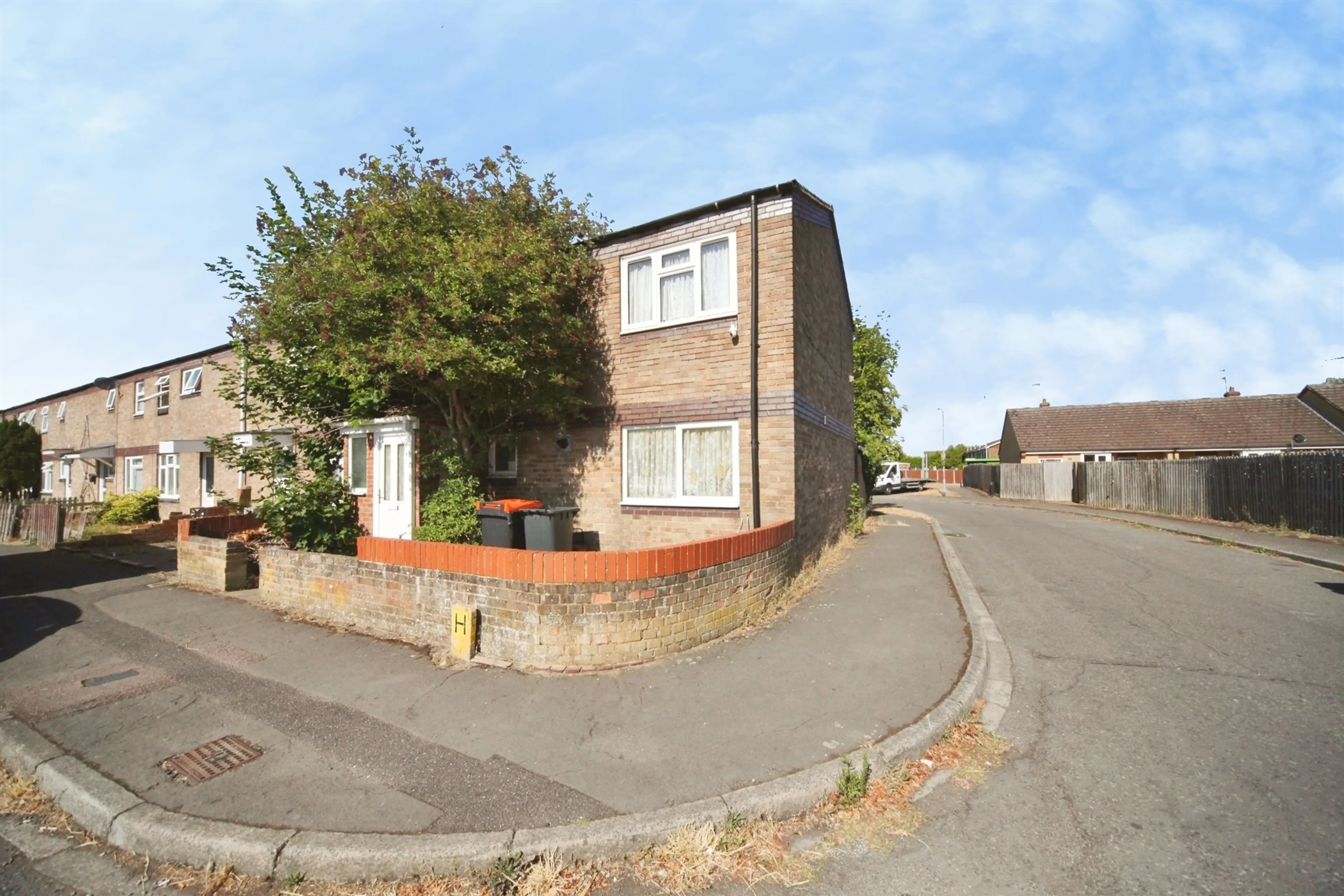 Property photo 0