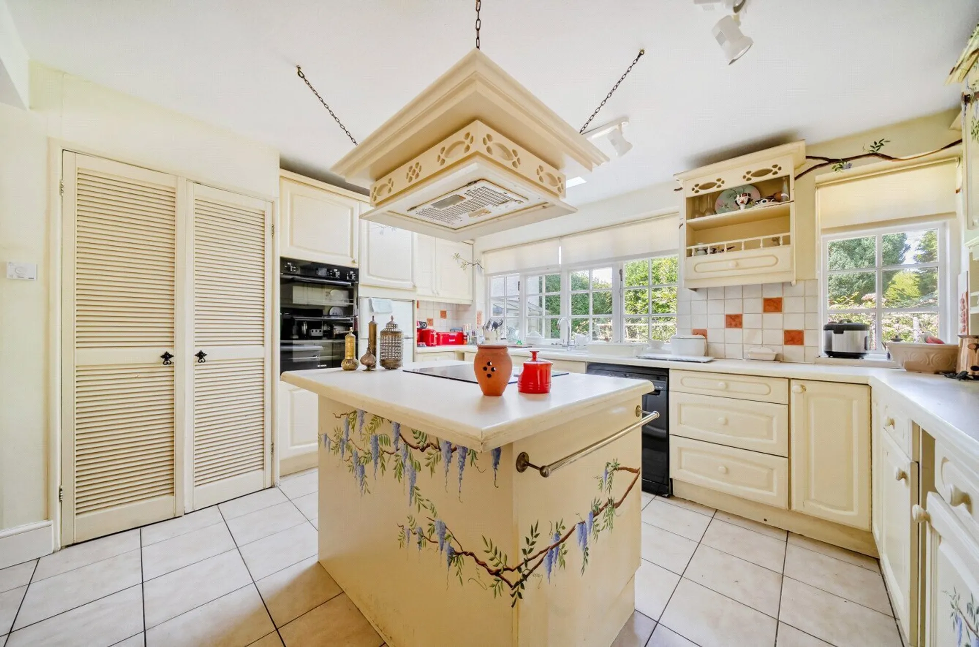 Property photo top 3