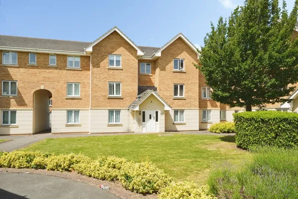 Lloyd Close, Cheltenham, Gloucestersh...