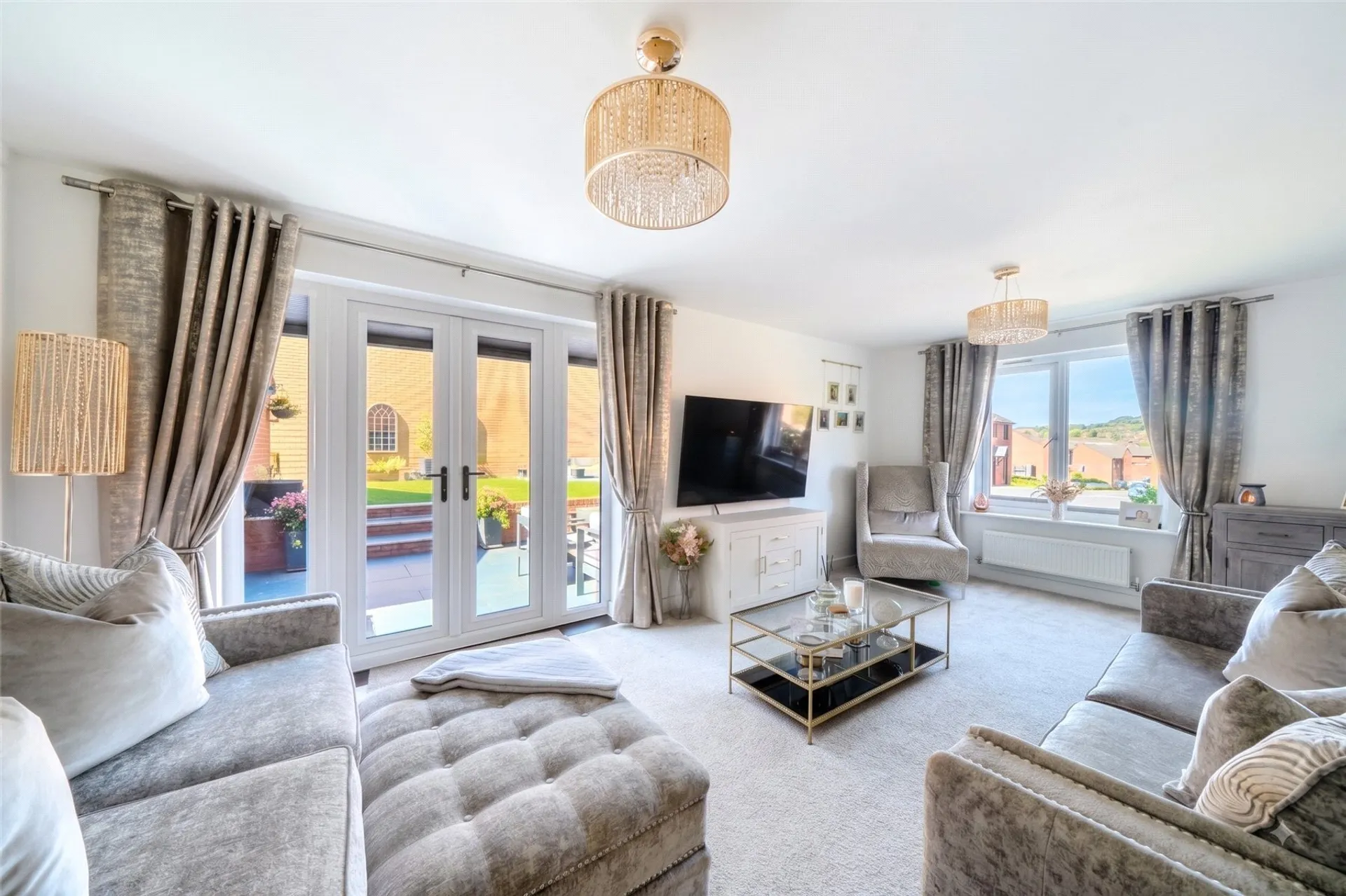 Property photo top 1