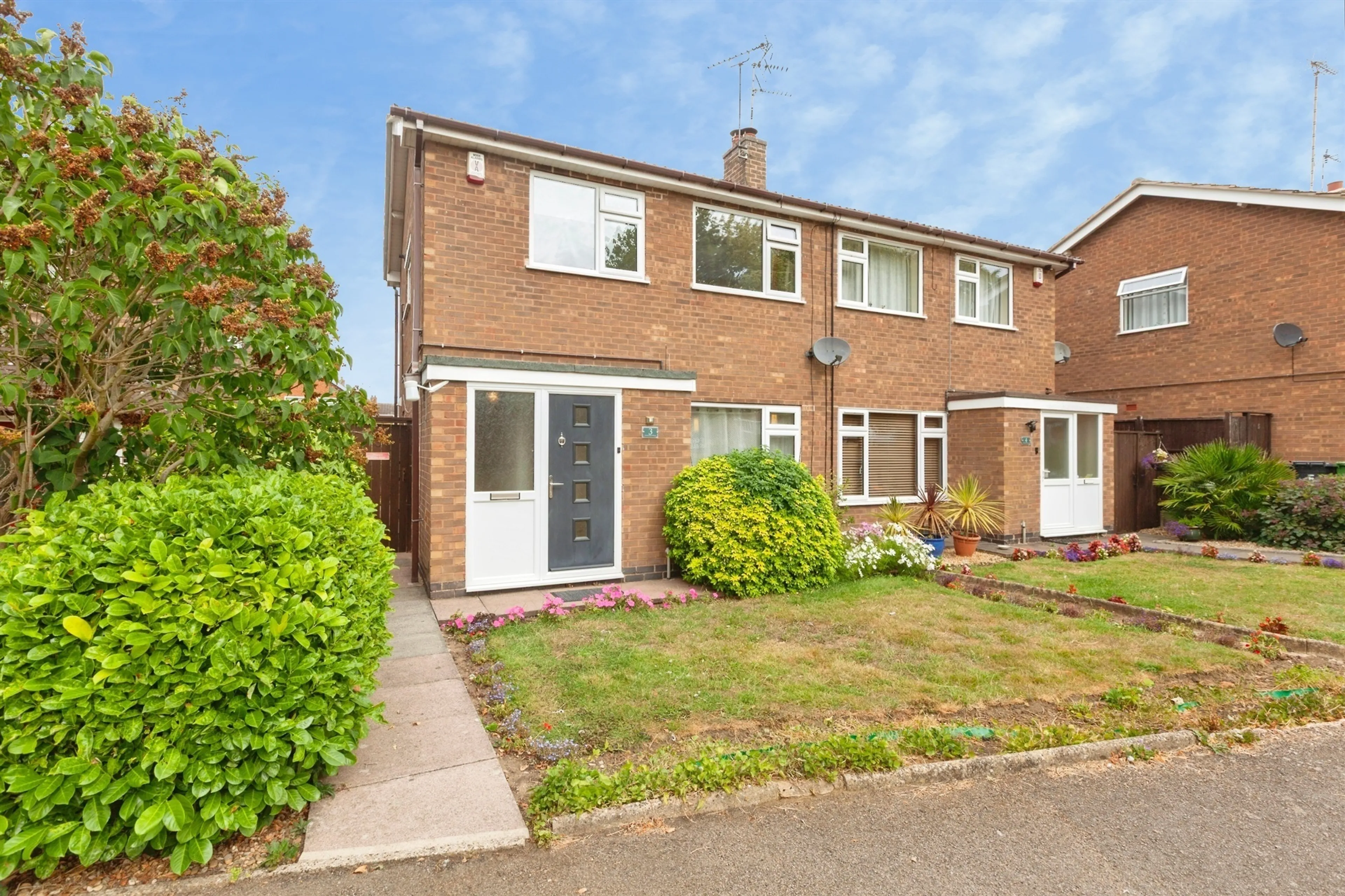 Property photo 0