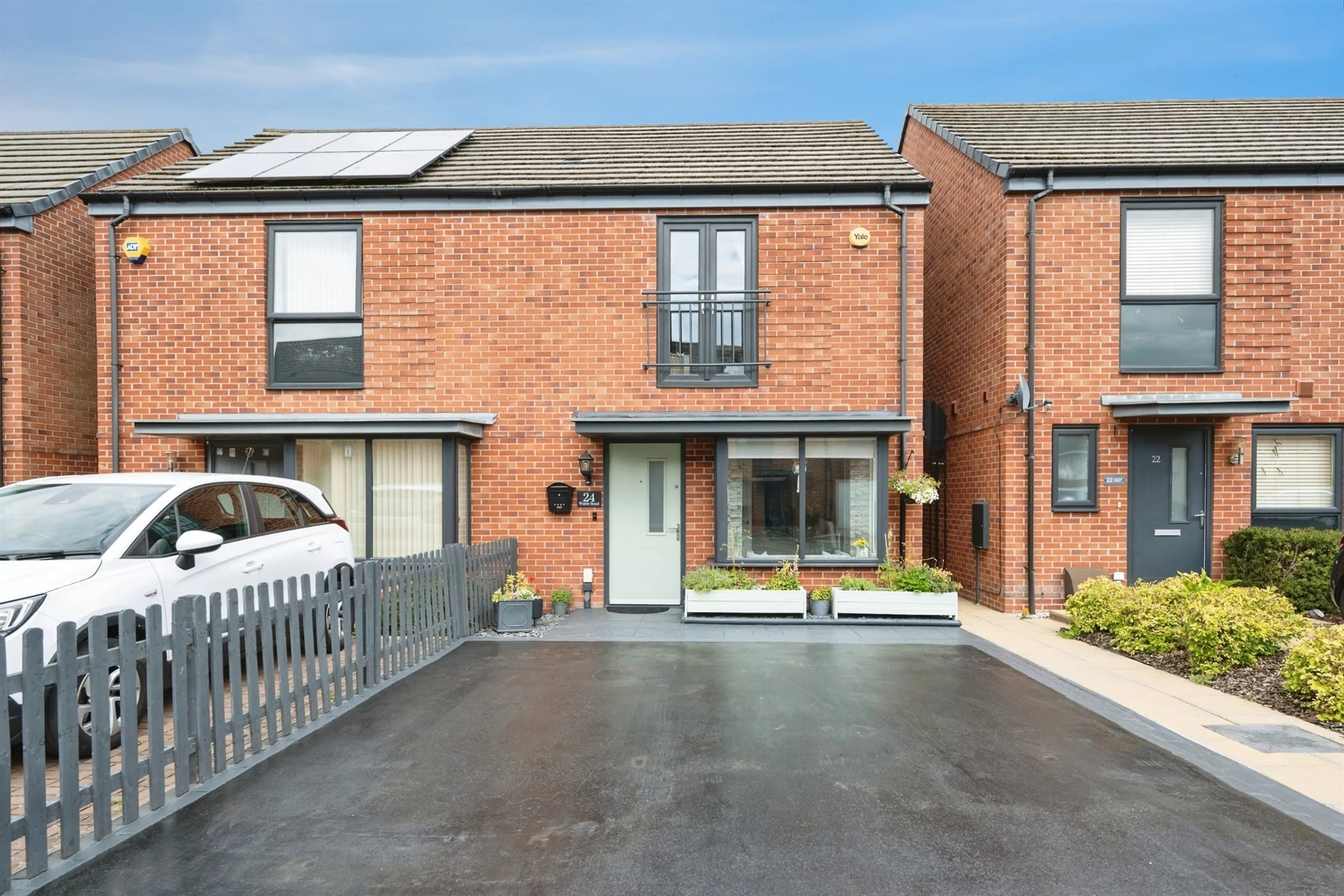 Property photo 0