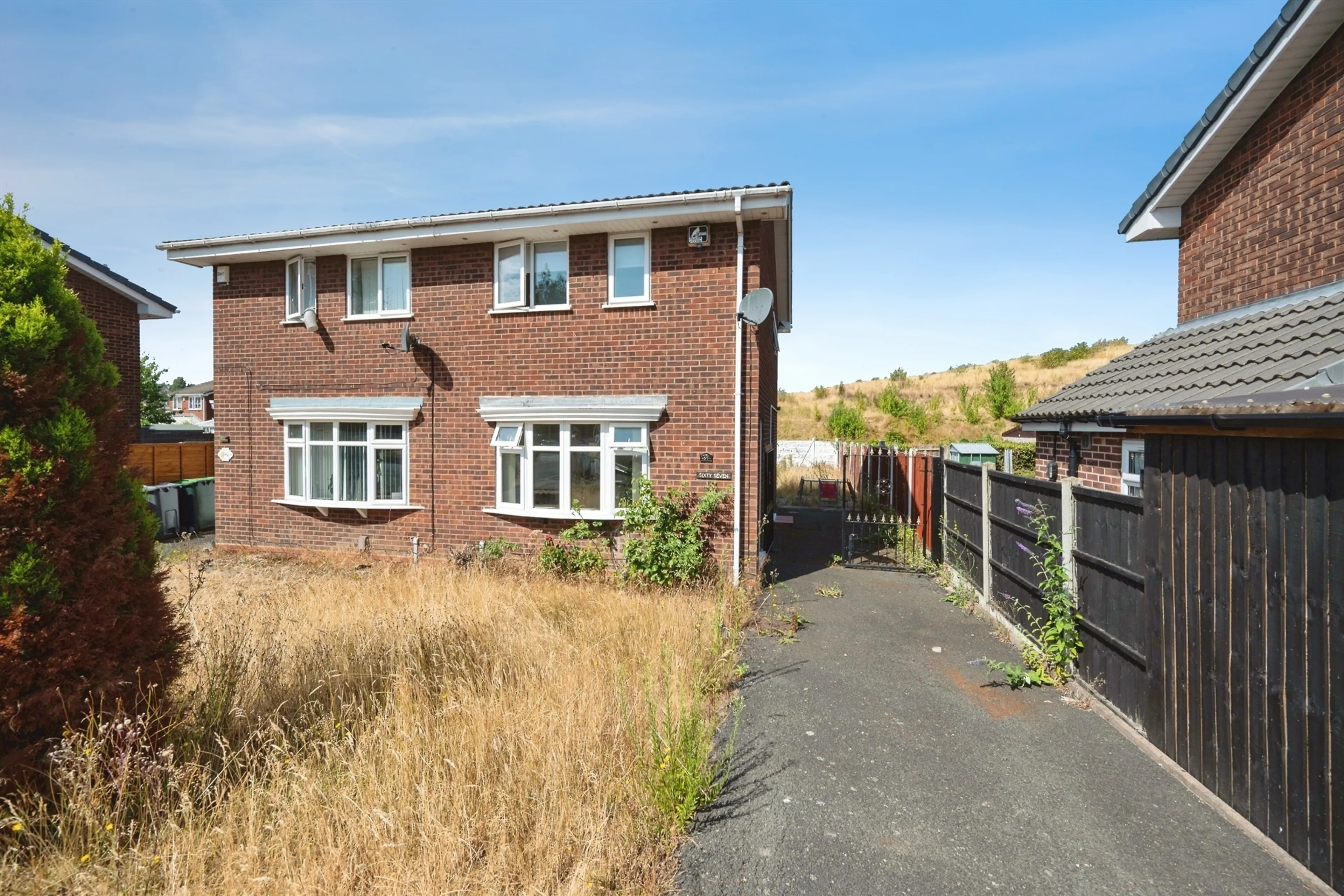 Property photo 0
