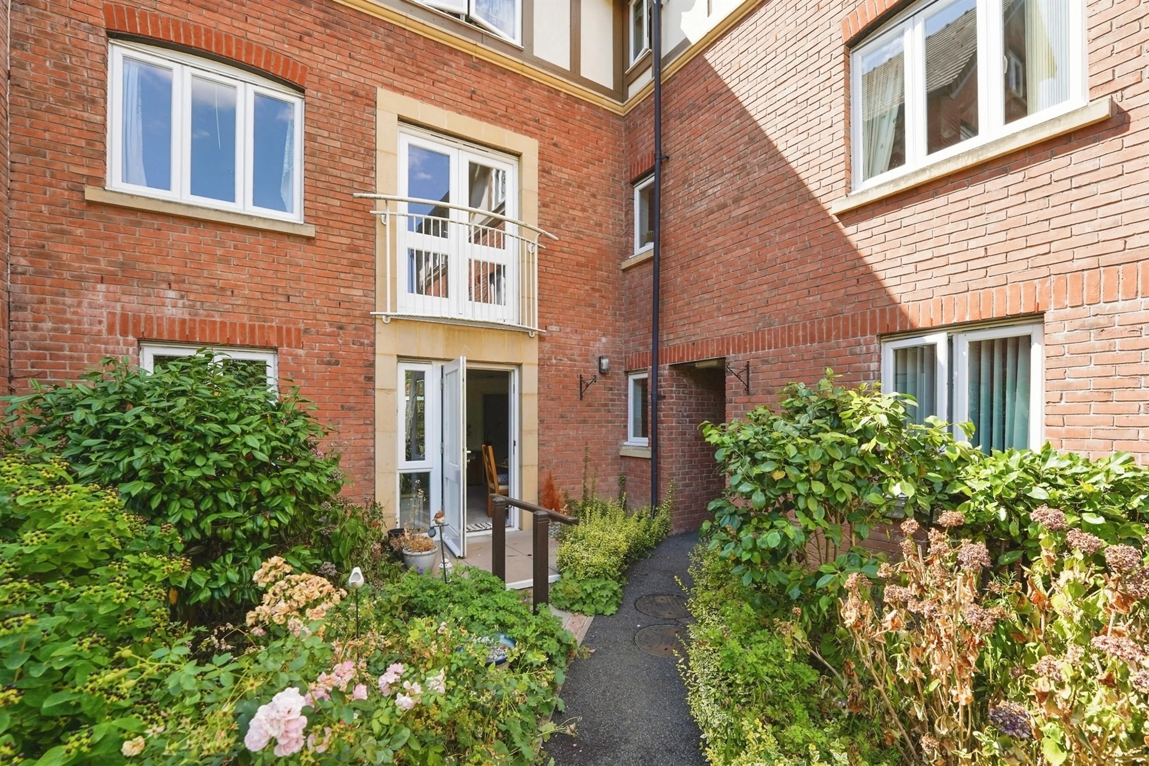 Property photo 0