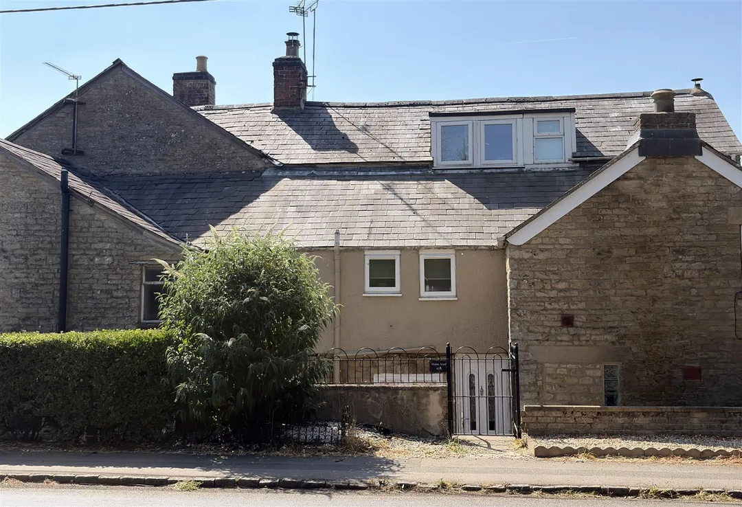 https://mr0.homeflow-assets.co.uk/files/photo/image/48071/2193/_x_/MivFCdZd4EGfI6-WrgEi_g.jpg