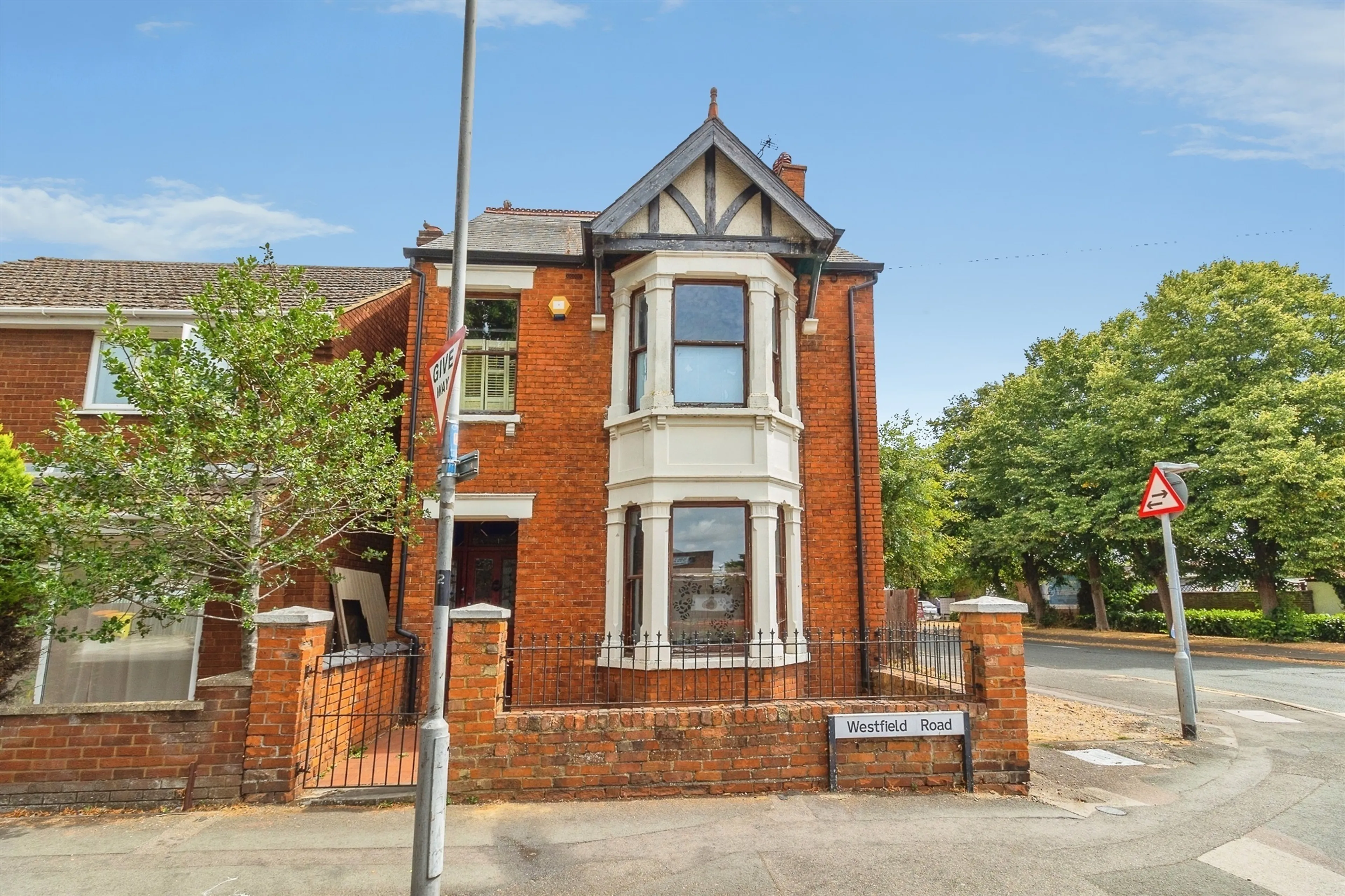Property at Westfield Road, Bletchley, Milton Keynes
