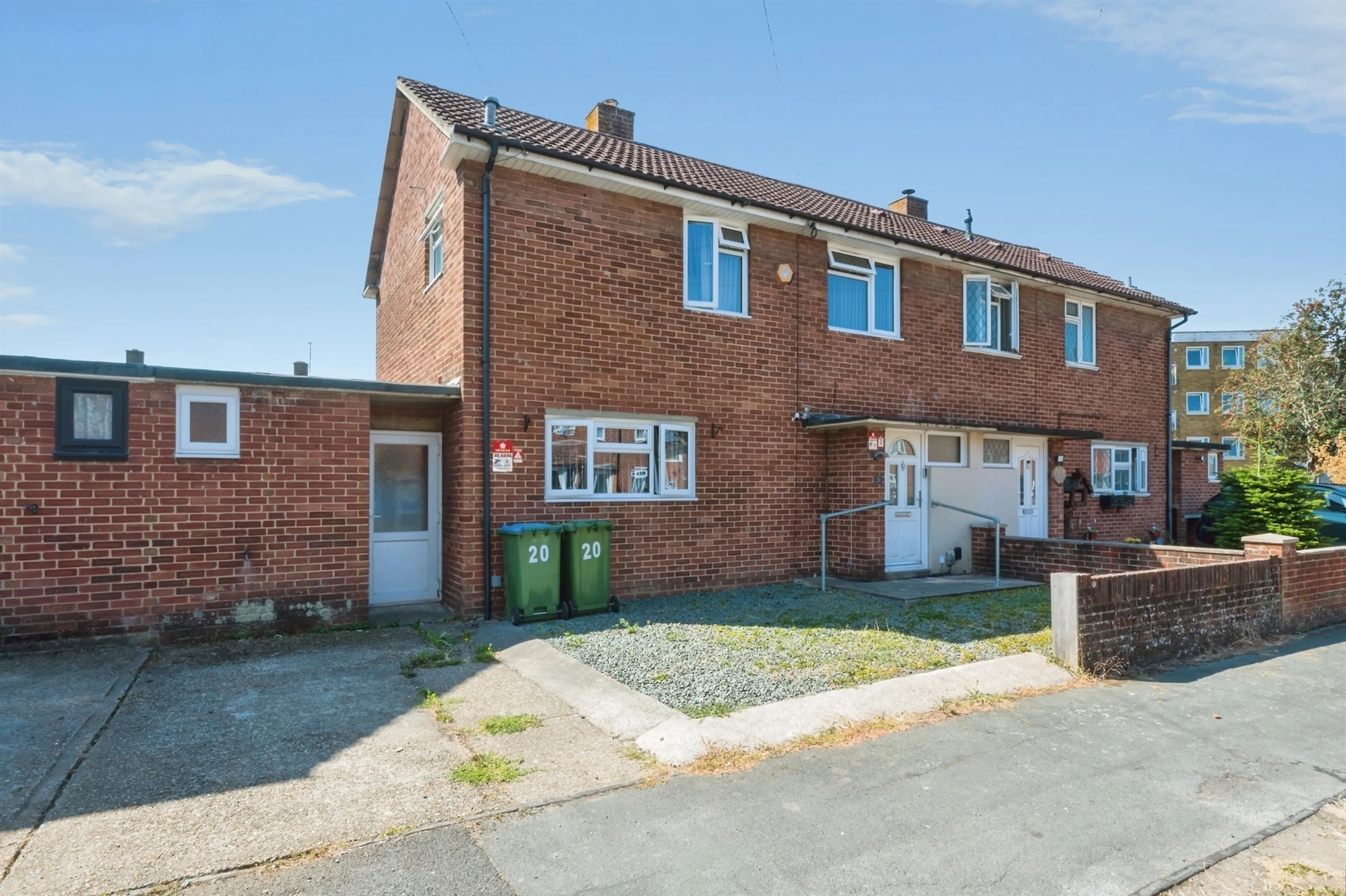 Property photo 0