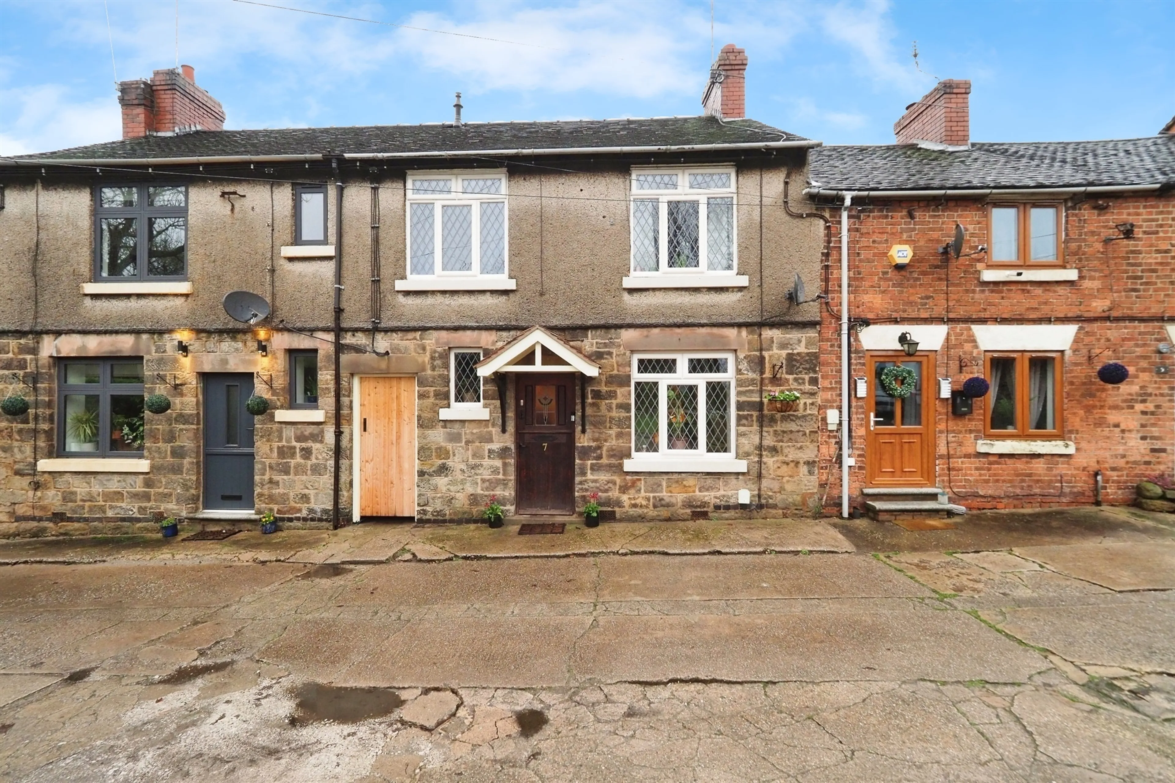 Property photo 0