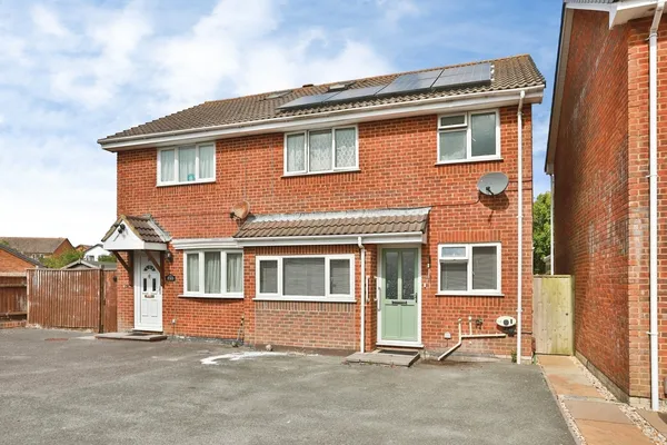 Hatfield Gardens, LITTLEDOWN, Bournem...
