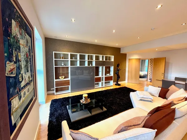 Mackenzie House Penthouse