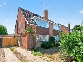 Emlyn Road, Horley photo