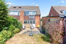 Emlyn Road, Horley