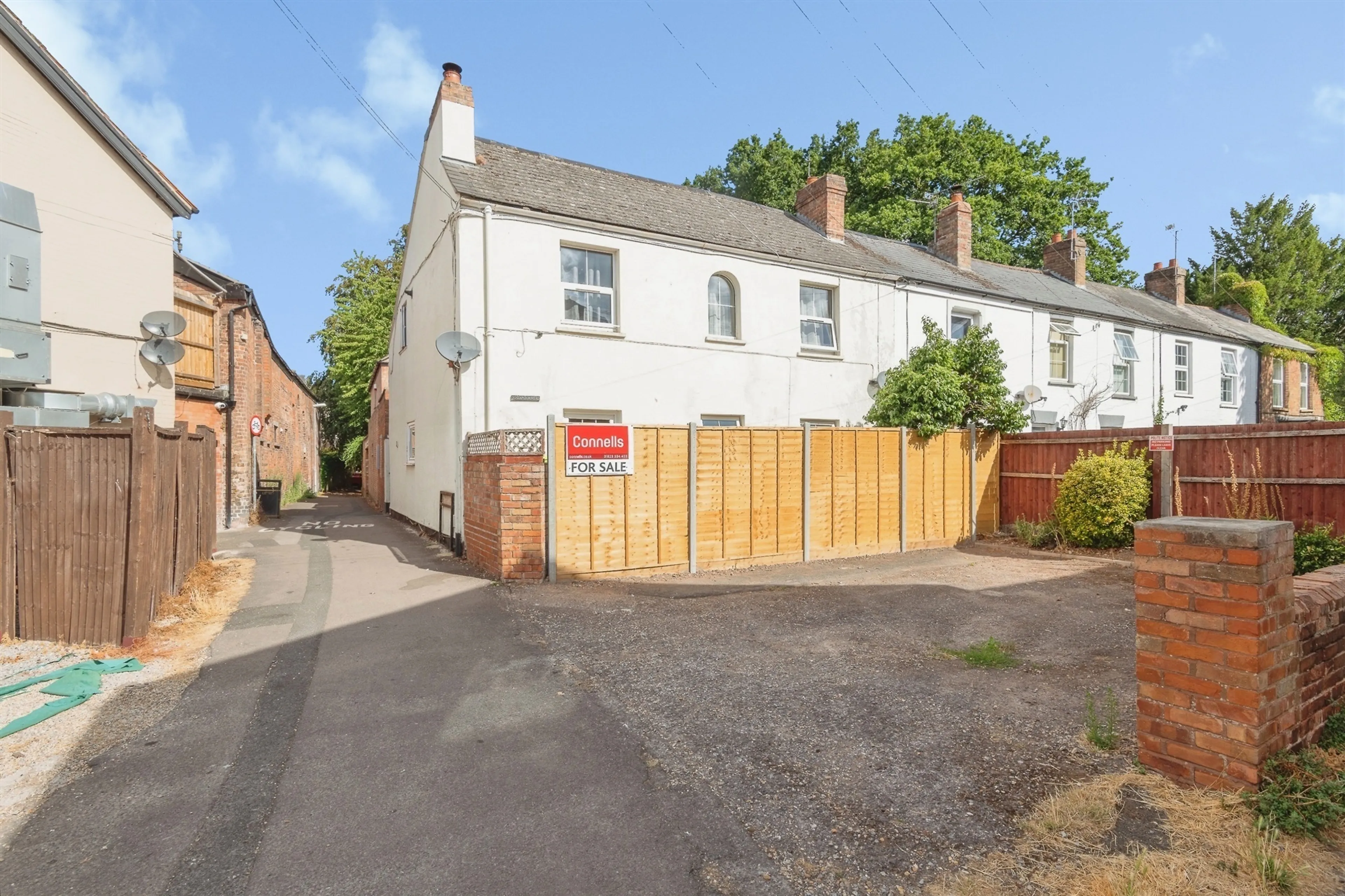 Property photo 0