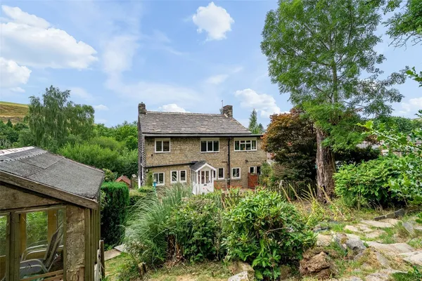Ealees, Littleborough, OL15 photo 32